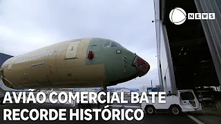 Commercial airplane breaks historic non-stop flight record