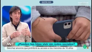 Benjamín Prado: "Los padres de menores de 15 estamos horrorizados con las redes" - Más Vale Tarde