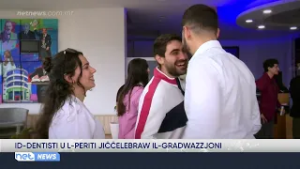 Id-dentisti u l-periti jiċċelebraw il-gradwazzjoni