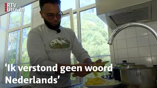 Mohamoud uit Somalië woont pas net in het azc I Margreet in het azc #7I RTV Utrecht