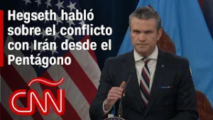 Conferencia de Pete Hegseth sobre Irán: control del espacio aéreo y hundimiento de buque iraní