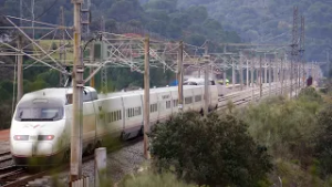 Vuelve el AVE entre Madrid y Andalucía tras repararse el tramo de Adamuz