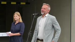 V Plzni na Světovaru vyrostl obří parkovací dům za čtvrt miliardy