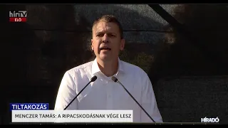Menczer Tamás - Tüntetés a Terror Háza Múzeum előtt- HírTV
