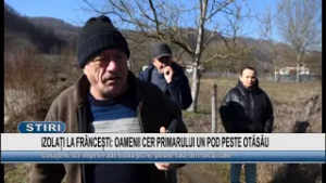 IZOLAȚI LA FRÂNCEȘTI: OAMENII CER PRIMARULUI UN POD PESTE OTĂSĂU