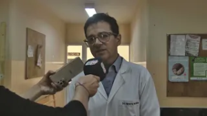 HERNAN NAVARRO - CIRUJANOS SUSPENDEN CIRUGIAS PROGRAMADAS Y ATENCION POR CONSULTORIO