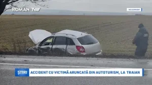 Accident cu victimă aruncată din autoturism, la Traian
