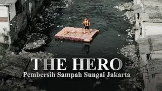 Pasukan Oranye Pejuang Pembersih Sampah Sungai Jakarta