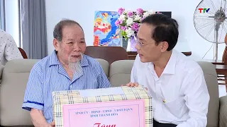 Provincial Vice Chairman Dau Thanh Tung Visits Martyrs' Cemetery and Presents Gifts to Policy Ben...
