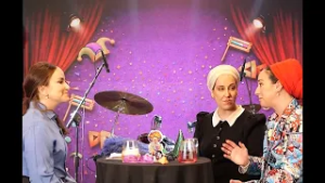 צחוק והומור נשי יהודי: תוכנית מיוחדת לפורים עם הסטנדאפיסטיות אדל רון והילה שלם