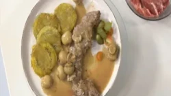 Chef teaches how to prepare steak tips in mushroom sauce and advises not to discard the liquid fr...