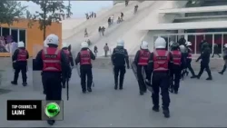 Top Channel/ Përplasje në Bulevard, policia zmbraps protestuesit, avancon pas autobotit