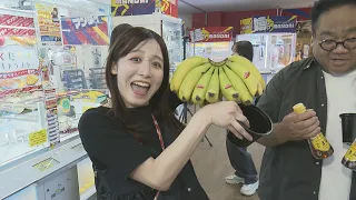 Melon Prizes!? 100-Yen Crane Games and Infinite Parfaits [Shin-Sapporo]