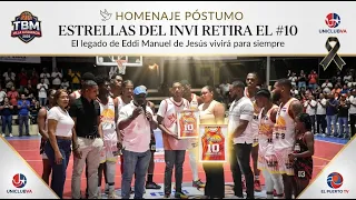 Las Estrellas del INVI retires Eddi Manuel de Jesús's number 10 jersey and presents it to his family