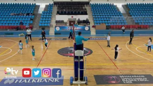 MİNİK KIZLAR VOLEYBOLDA İL BİRİNCİLİĞİ HEYECANI BAŞLADI