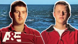 Swept Out to Sea for Six Days — How Two Teens Survived | I Survived | A&E
