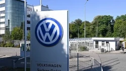 Volkswagen pierde 5.800 millones por la competencia china