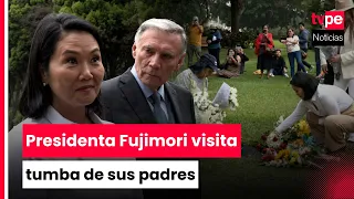 President Fujimori visits her parents' graves with former Ecuadorian President Jamil Mahuad