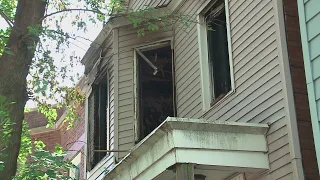 ‘Hell broke loose’: 4 firefighters injured in Back of the Yards fire
