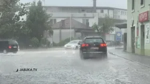 Poplavljene ulice u Širokom Brijegu nakon jake kiše