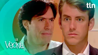 Rafa is in love with Antonio | The Neighbor 51 | tlnovelas
