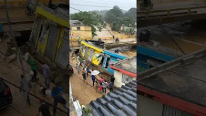 Lluvias colapsan comercios y viviendas en Gaspar Hernández