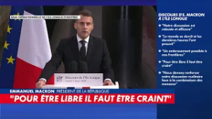 Emmanuel Macron : «Le futur sous-marin à lanceur d'ogives se nommera l'Invincible»