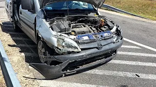 Kamion hátuljába csapódott egy gépkocsi
