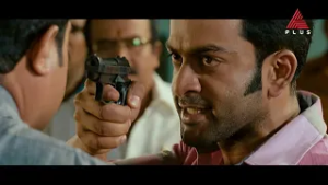 പൃഥ്വിരാജിനെ നായകനാക്കി ഷാജി കൈലാസ് ഒരുക്കിയ നോൺ- സ്റ്റോപ്പ് ആക്ഷൻ ചിത്രം  'സിംഹാസനം'