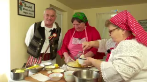 Ciorbă ungurească de varză și kürtos kolacs la Ramna #SareaInBucate @TVRTM