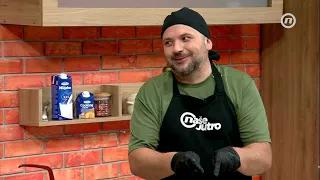 Dva recepta koja osvajaju okusom - punjene paprike i mediteranski baget