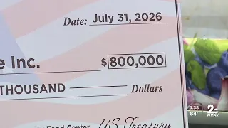 Sen. Chris Van Hollen awards Baltimore County food center $800,000 in federal funding