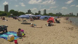 Chicagoland officials working to keep residents cool, safe during extreme heat