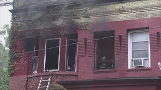 Man dies in Englewood fire, 2 women injured