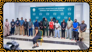 BAMWE MU BACURUZI N’ABAKORAGA INZOGA ZITUJUJE UBUZIRANENGE BAGEJEJWE MU RUKIKO