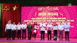 Presentation of Certificate of Recognition for Martyr Nguyen Van Trach – Alias Hong Quang