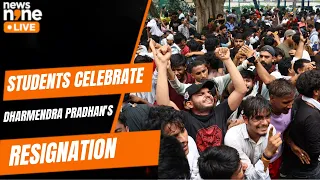 Jantar Mantar:  Erupts In Celebration After Dharmendra Pradhan's Resignation | Protesters Cheer