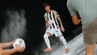 Dusty Jerseys: LASK Player as a "Flour Model"