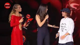 RTL1025phe26 - PMI AWARD TO MARCO MENGONI AND ANGELINA MANGO