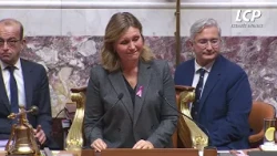 The emotion of the deputies after the adoption of the law against sexist and sexual violence