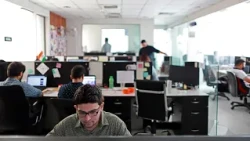 HR Navigates AI and a Changing Workplace