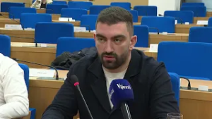 VIJESTI U POLA 7 - OPOZICIJA BLOKIRALA IZBOR ČLANOVA SAVJETA GRADSKE | Vijesti online