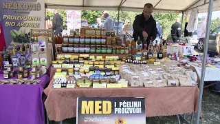 Manifestacija „Dani meda, rakije i kotlića“ u Ritešiću