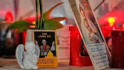 Papst Leo XIV erholt sich nach Lungenkrebs-OP: Wie geht es weiter?