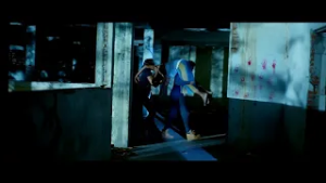 කෙල්ල ගෙදර එනවා දැක්කා ඕයි ?