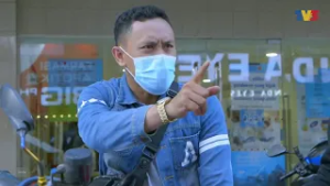 [CLIP] Hadiah Dari Tuhan: Ep 11 - Nak Makan Je Pun, Takkan Kena Pakai Mask | Tonton
