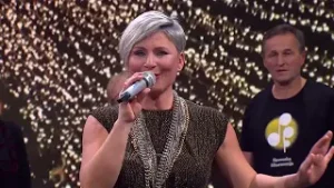 BEPOP in Zbor Slovenske Filharmonije: ZA PRAZNIKE (nastop v oddaji Nedeljsko popoldne na TV SLO 1)