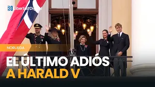 Emoción en Noruega: el saludo de la familia real tras el funeral de Estado
