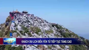 Khách du lịch đến Yên Tử tiếp tục tăng cao