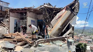 Report from Santander Avenue in Manizales, where damage is evident in several locations.